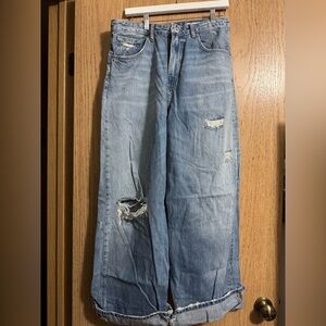 Zara Light Blue Distressed Women Jeans